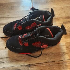 Jordan 4 Red Thunders